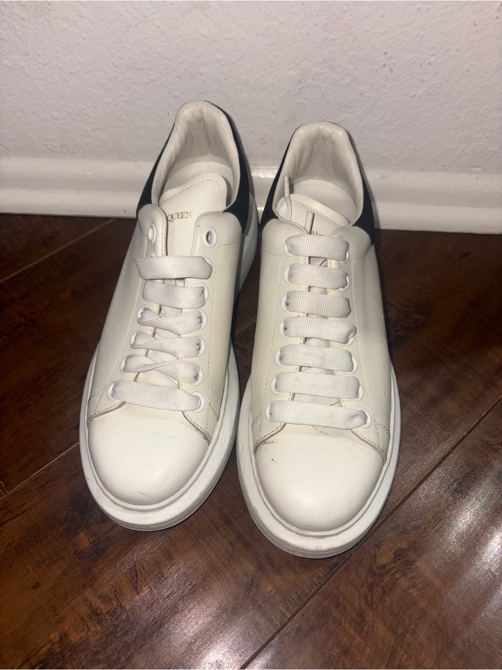 iconic Alexander McQueen Oversized Sneakers.white Leather Black Panel 38